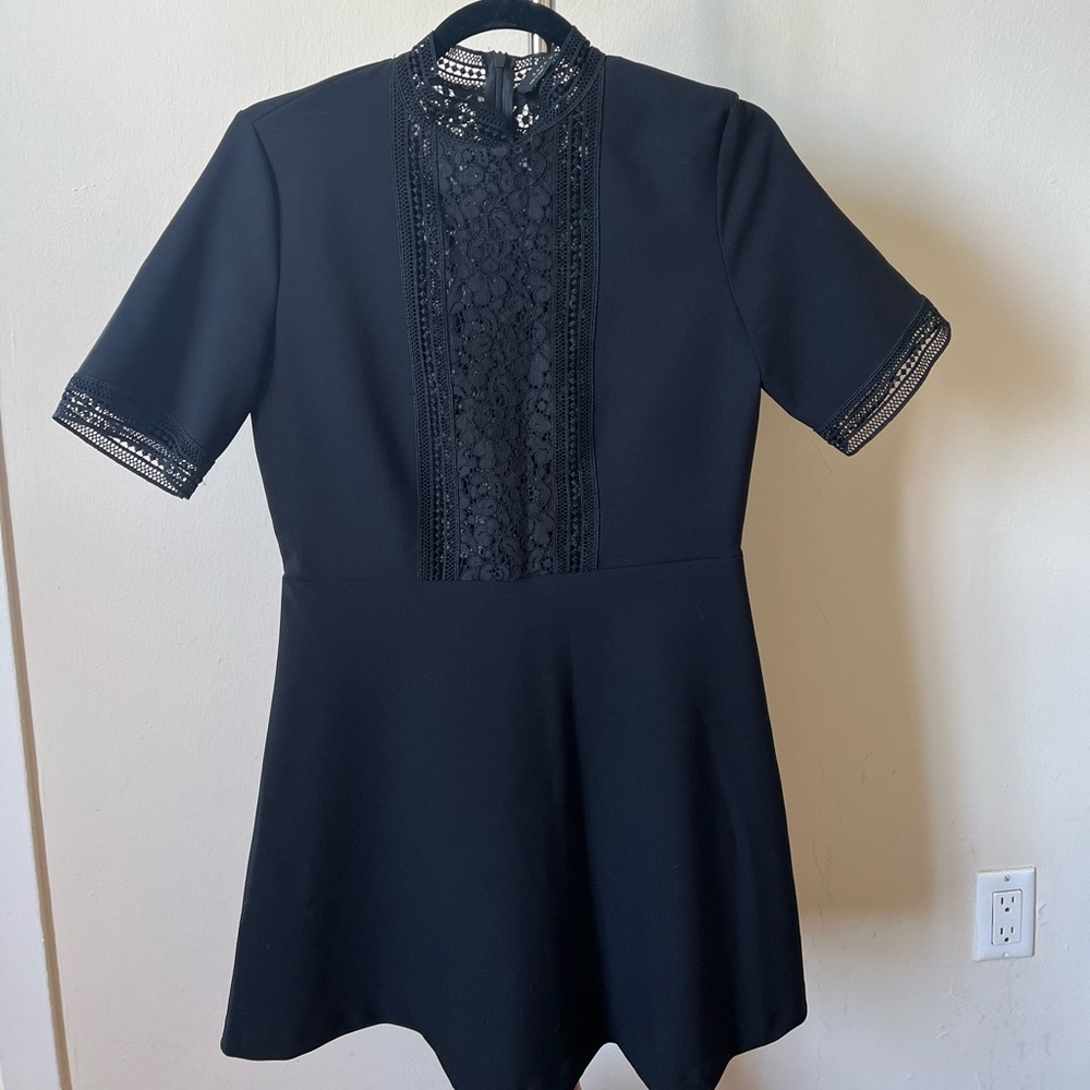 Zara Medium Black lace dress